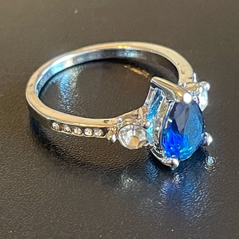 Blue sapphire S925 silver ring size 6 - Picture 3 of 9